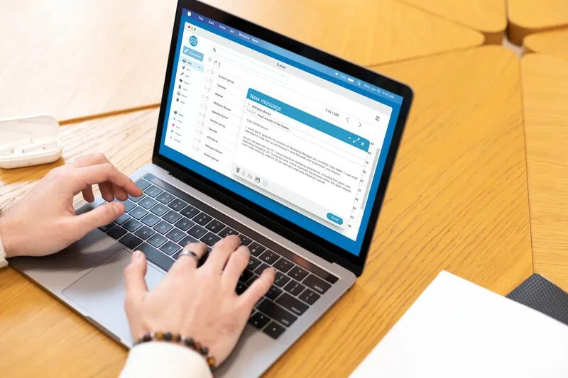 Configuração de E-mail Profissional